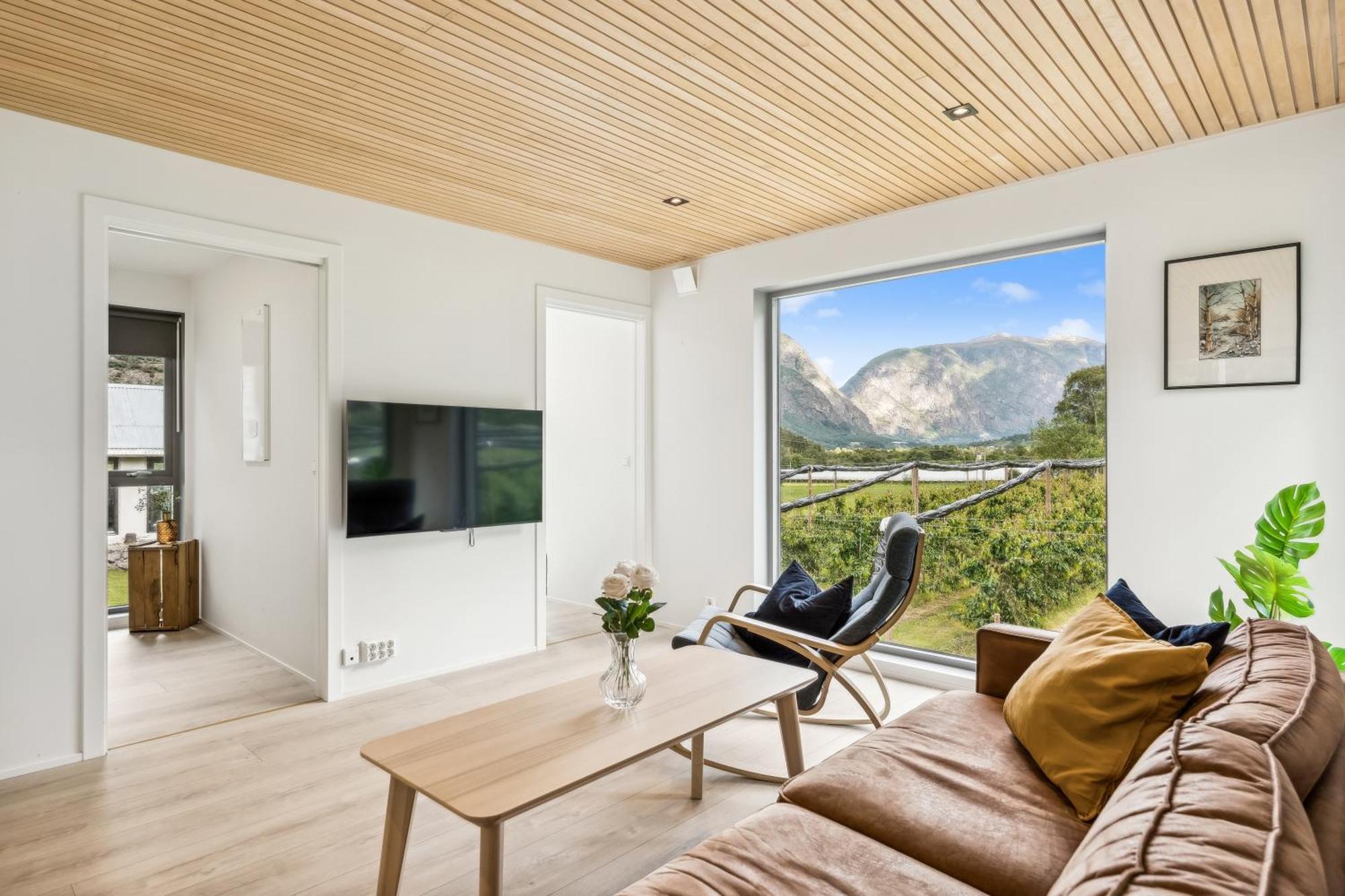 Jordeplegarden - Part Of A Farm - Two Buildings - Close To Flam